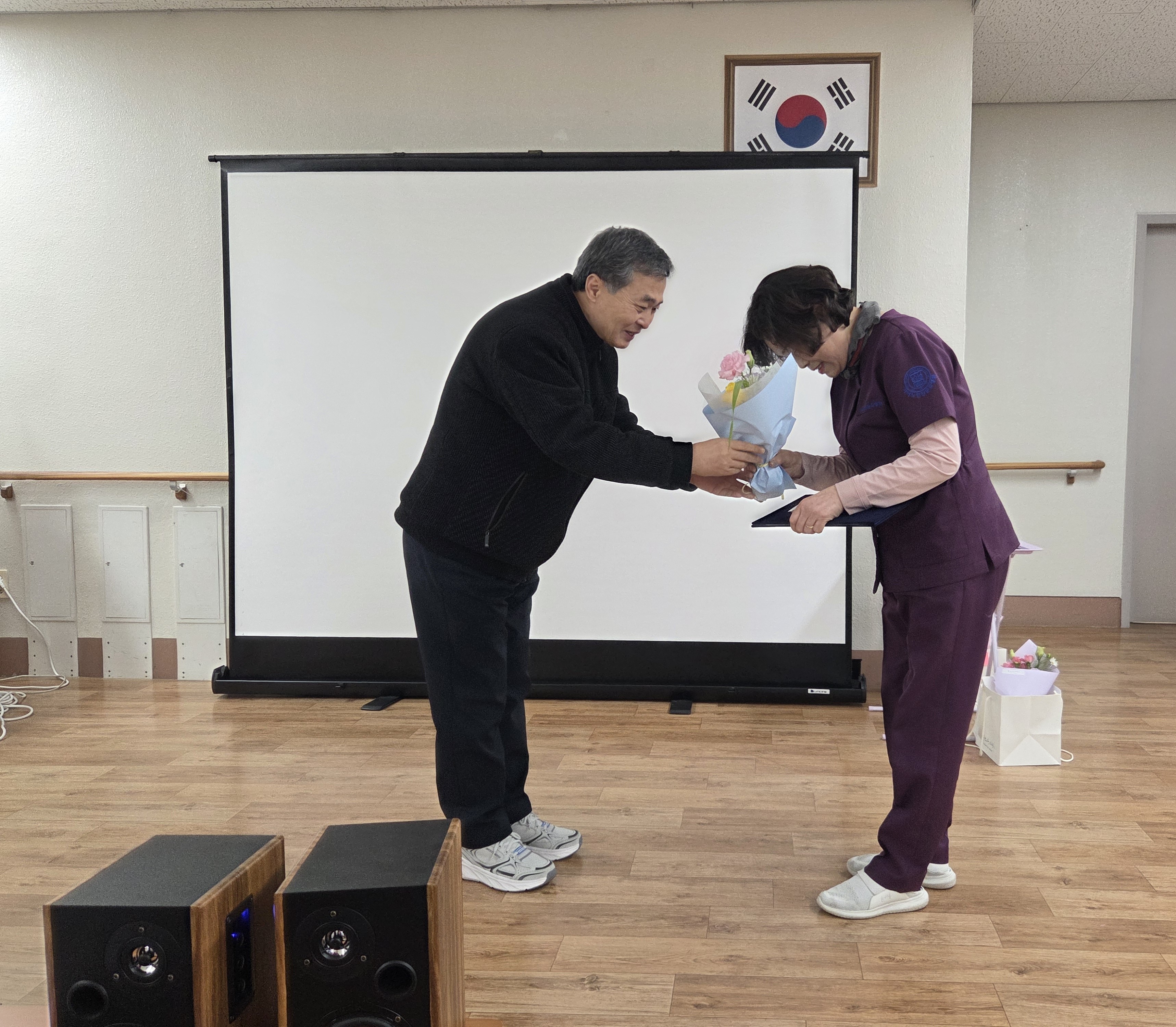 이미지 대체문구를 입력하세요