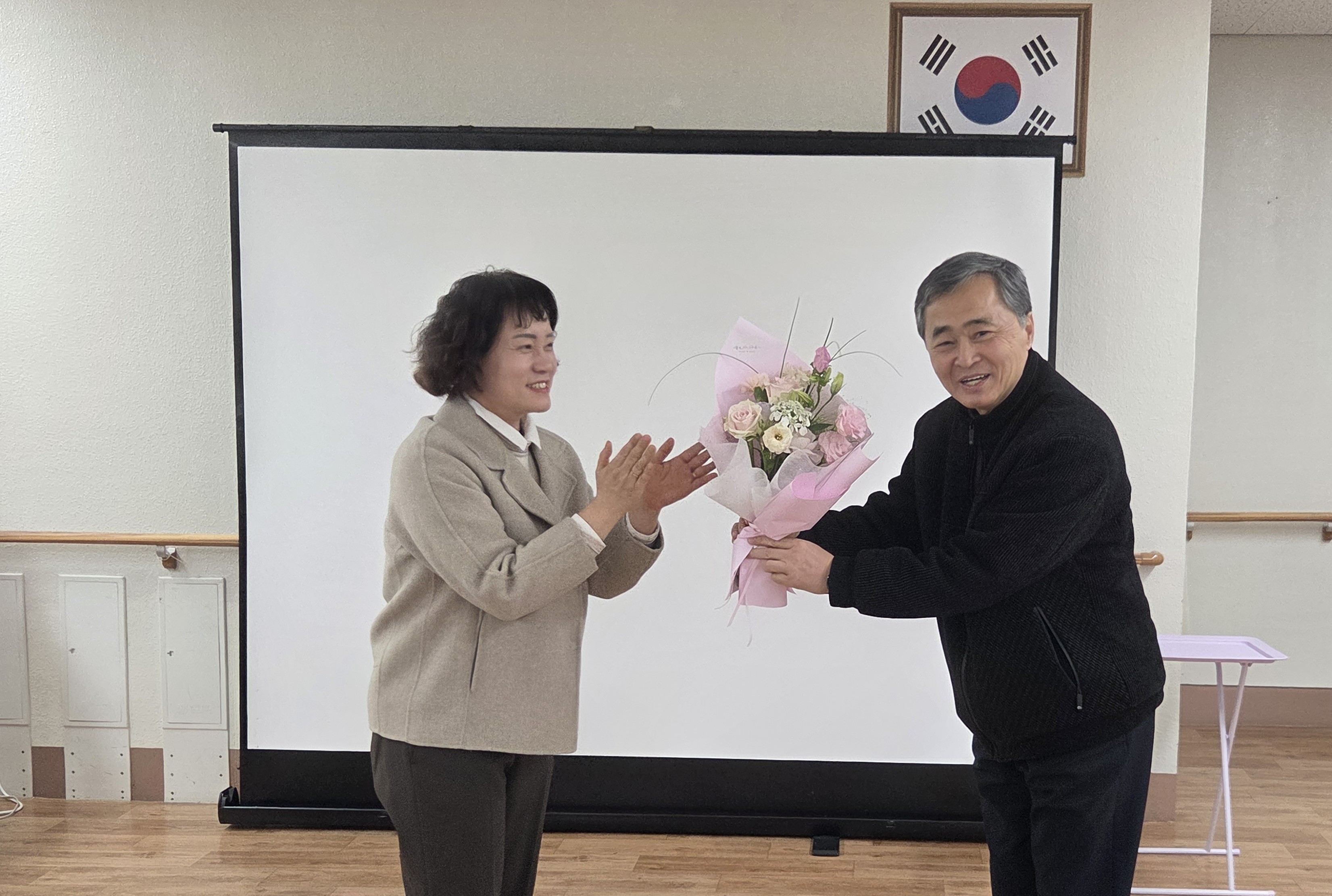 이미지 대체문구를 입력하세요